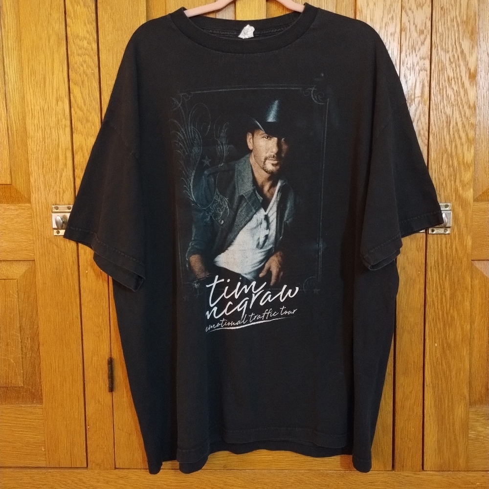 2011 Tim McGraw Emotional Traffic Concert Tour black short sleeve t shirt